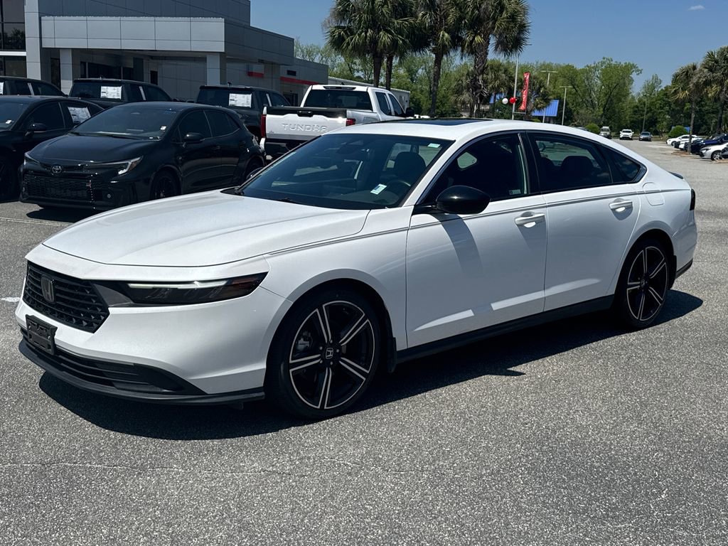 Used 2024 Honda Accord Sport image 7