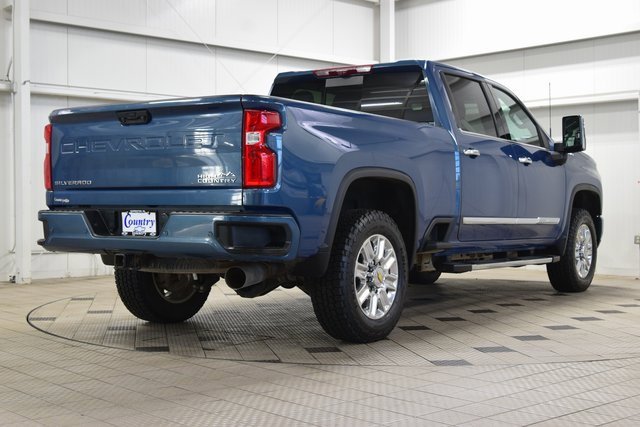 Used 2024 Chevrolet Silverado 3500 High Country w/ Technology Package image 8