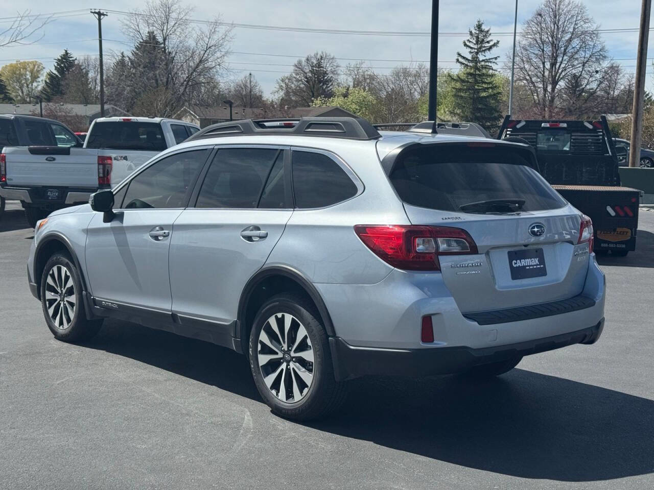 Used 2017 Subaru Outback 2.5i Limited w/ Protection Package #2 image 5