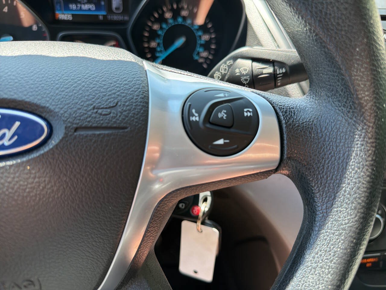 Used 2016 Ford Escape SE AWD/4WD image 37