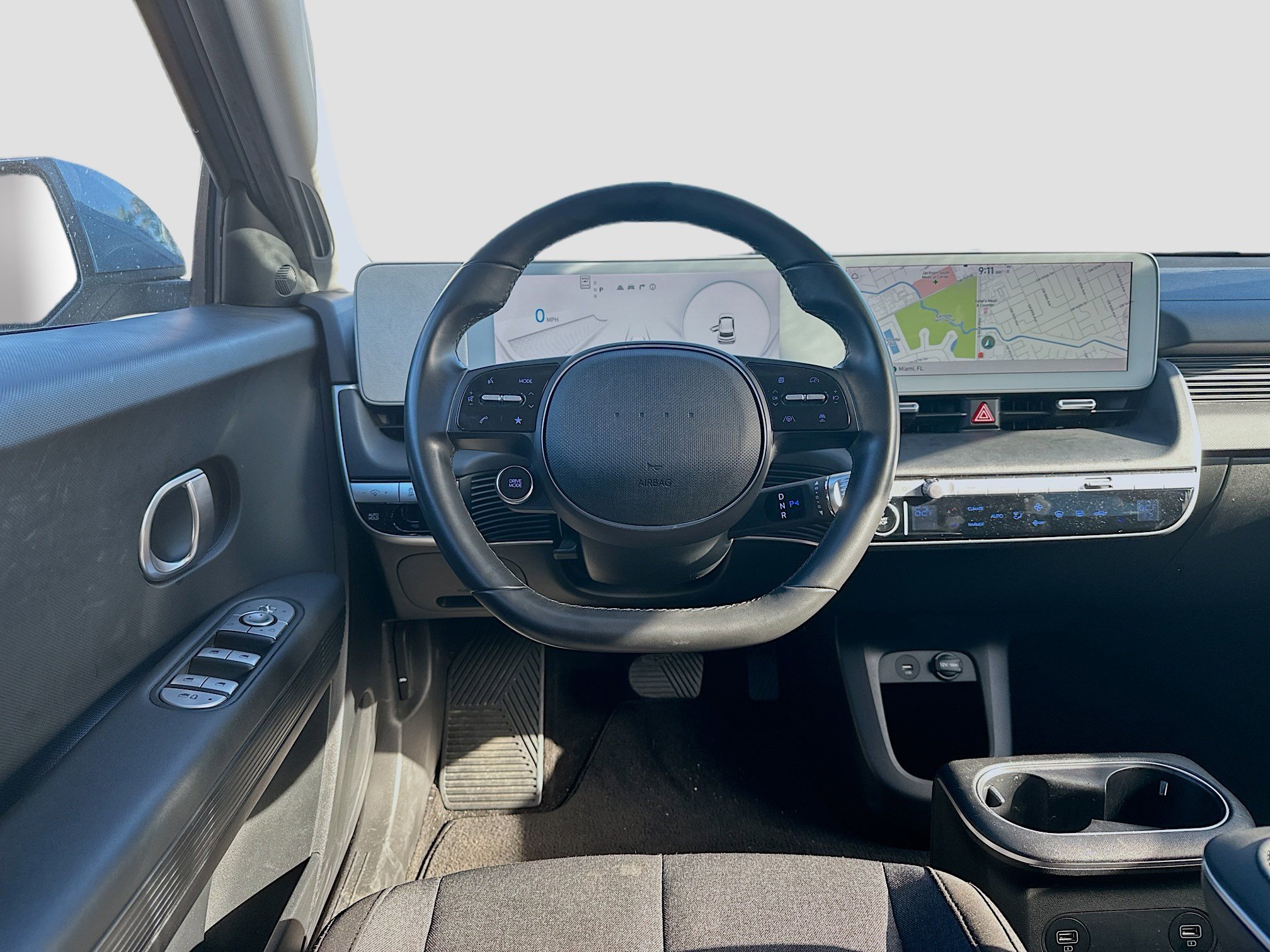 Used 2022 Hyundai Ioniq 5 SE w/ Cargo Package image 19