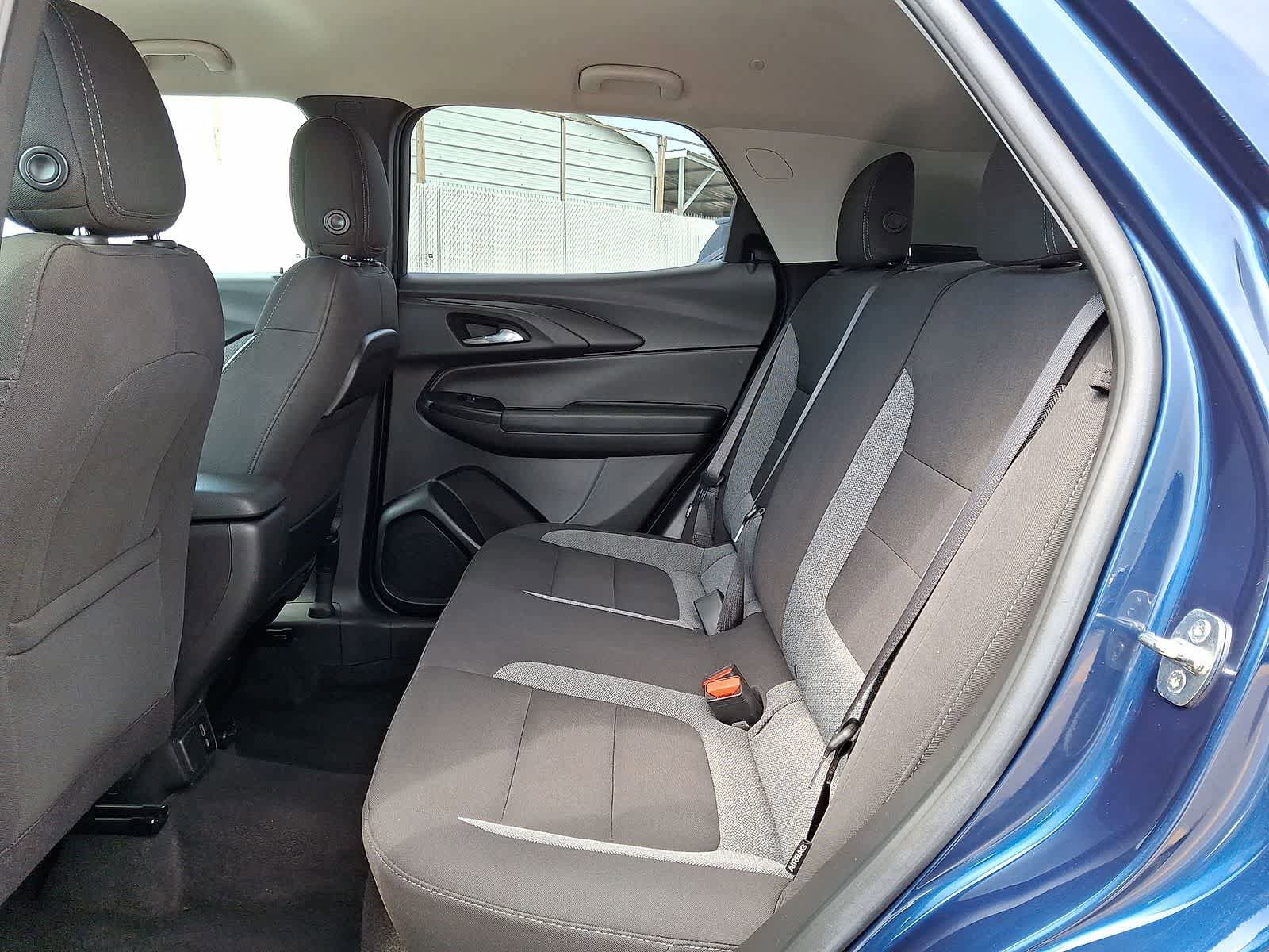 Certified 2022 Chevrolet TrailBlazer LT w/ Convenience Package AWD/4WD image 28
