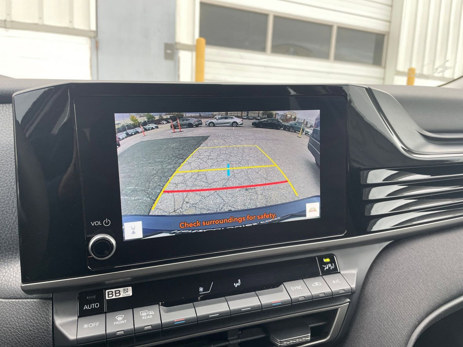 Used 2025 Toyota Camry LE image 17