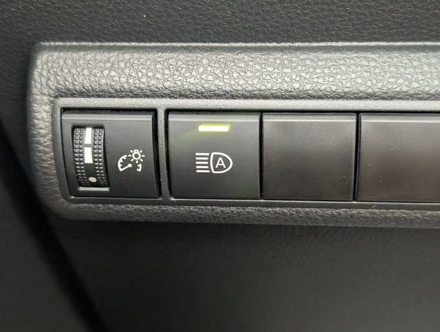 Used 2023 Toyota Corolla LE FWD image 13