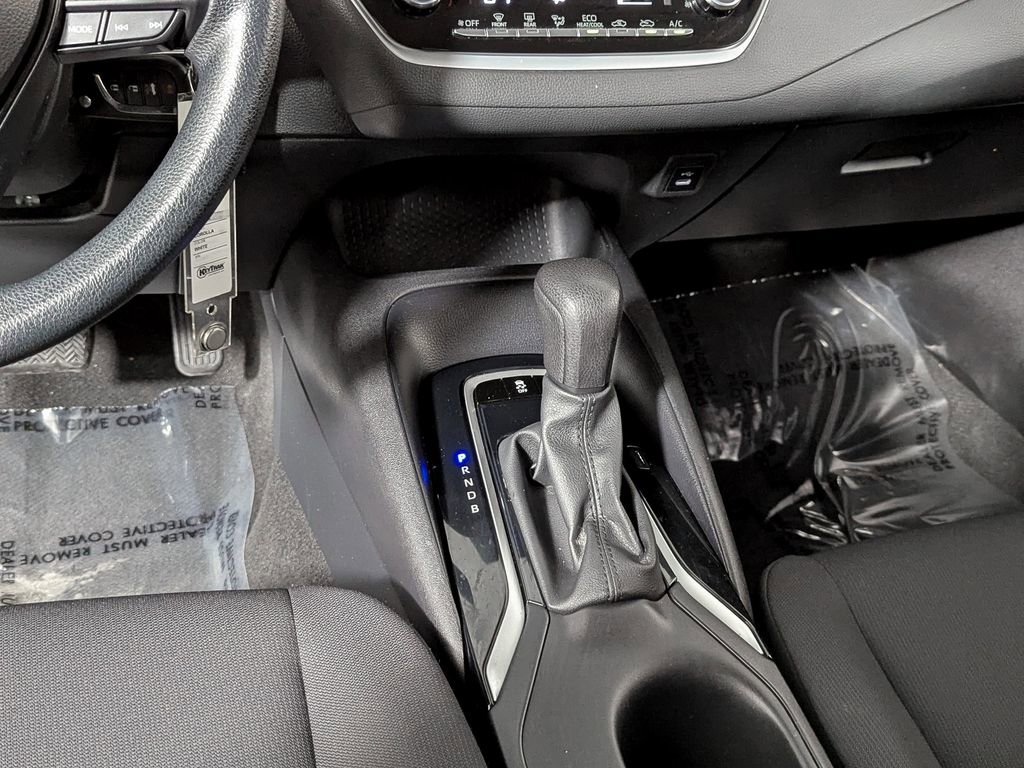 Used 2024 Toyota Corolla LE image 21