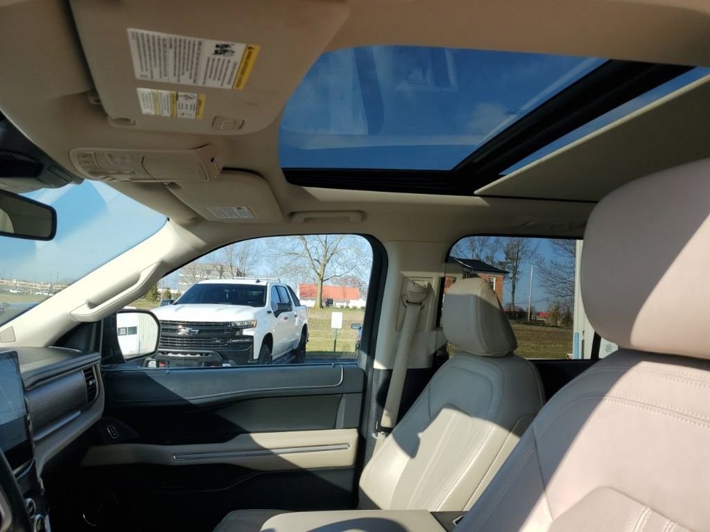 Used 2024 Ford Expedition Max Limited image 15