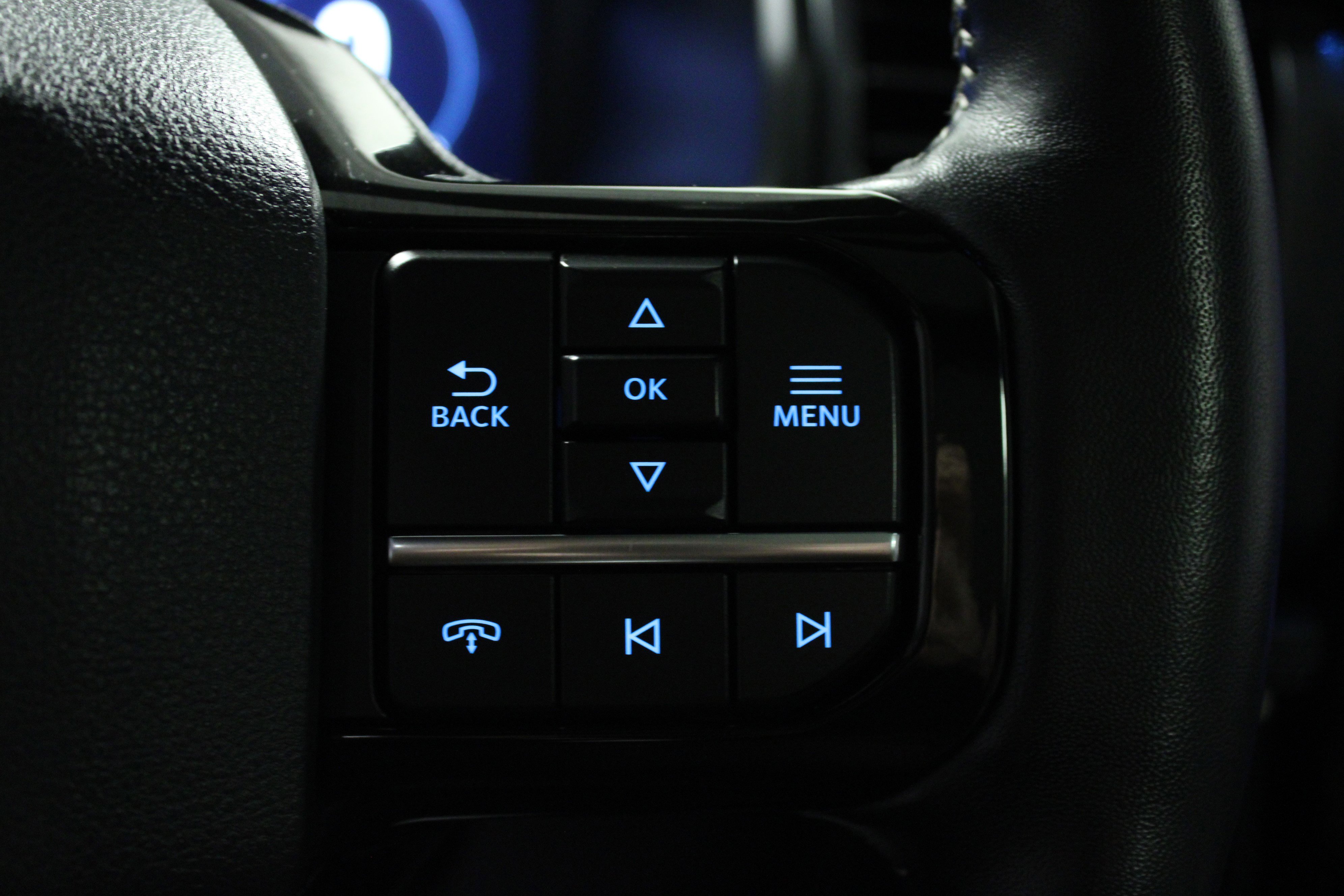 Used 2022 Ford F150 Lightning Platinum image 22