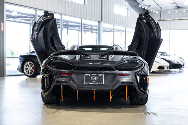 Used 2020 McLaren 600LT Spider RWD image 5