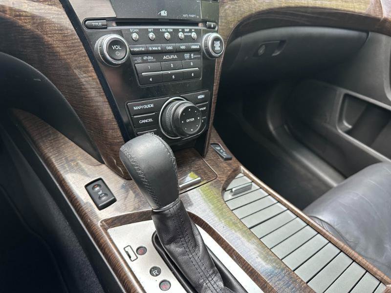 Used 2013 Acura MDX w/ Technology Package AWD/4WD image 31