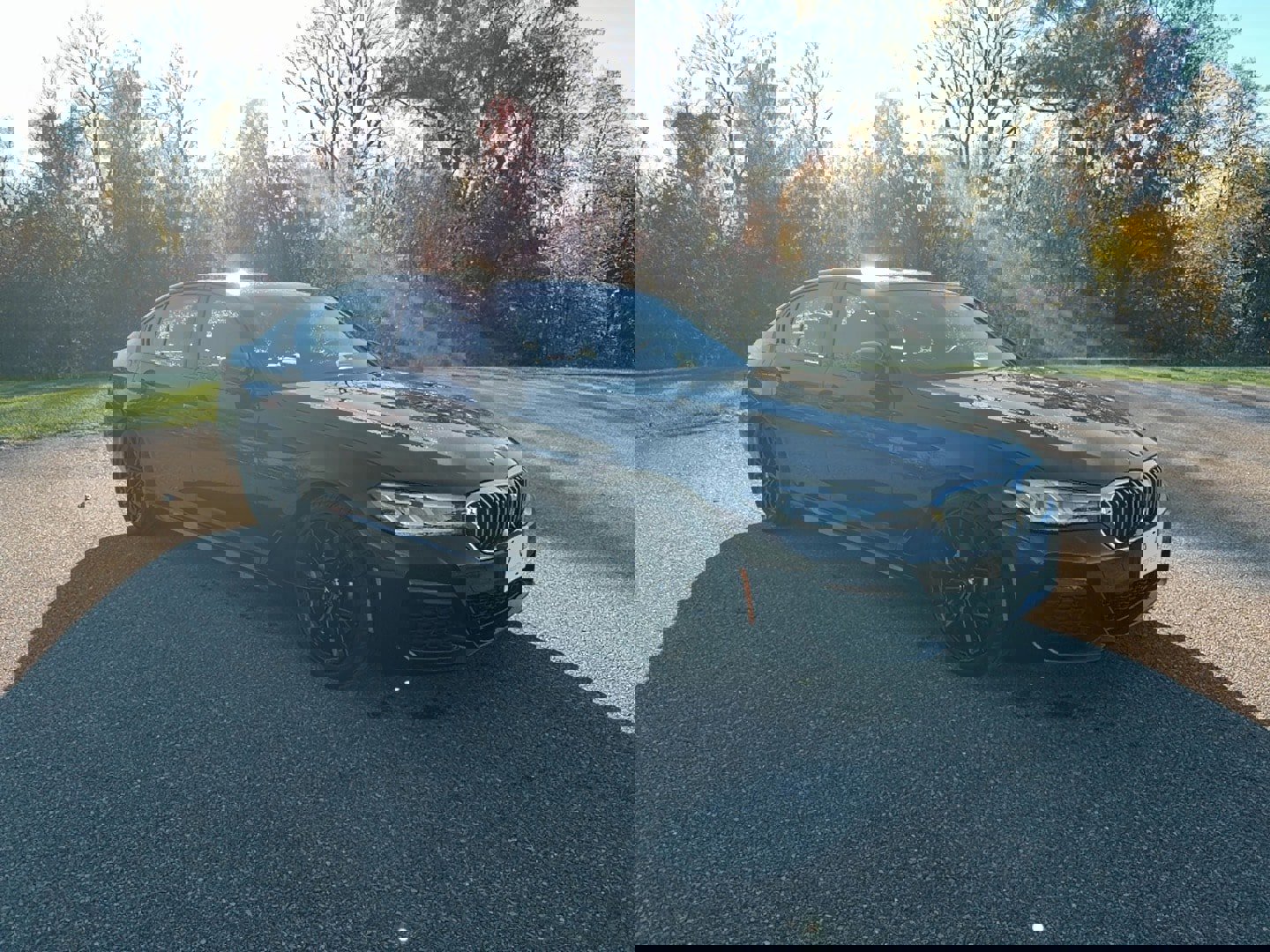 Certified 2023 BMW 530i xDrive w/ M Sport Package image 3