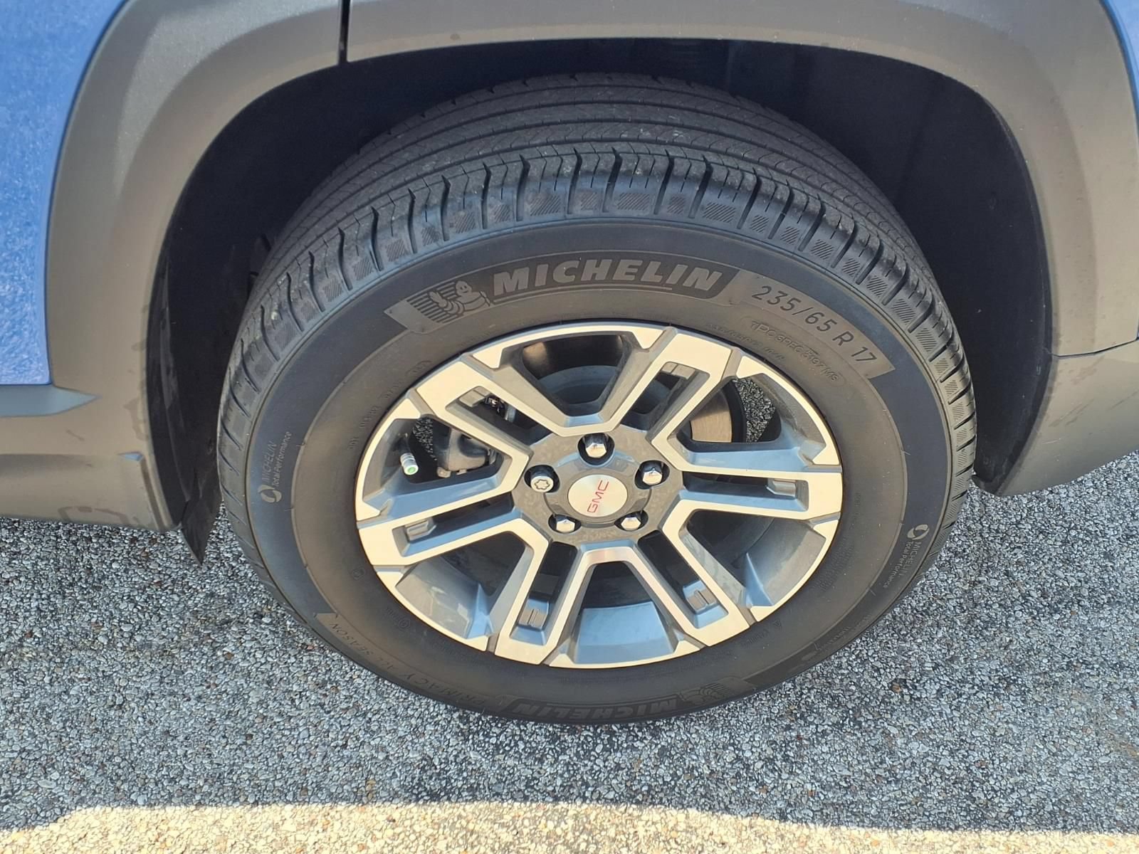 Used 2025 GMC Terrain Elevation AWD/4WD image 25