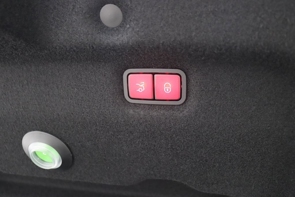 Used 2023 Mercedes-Benz SL 55 AMG 4MATIC image 40