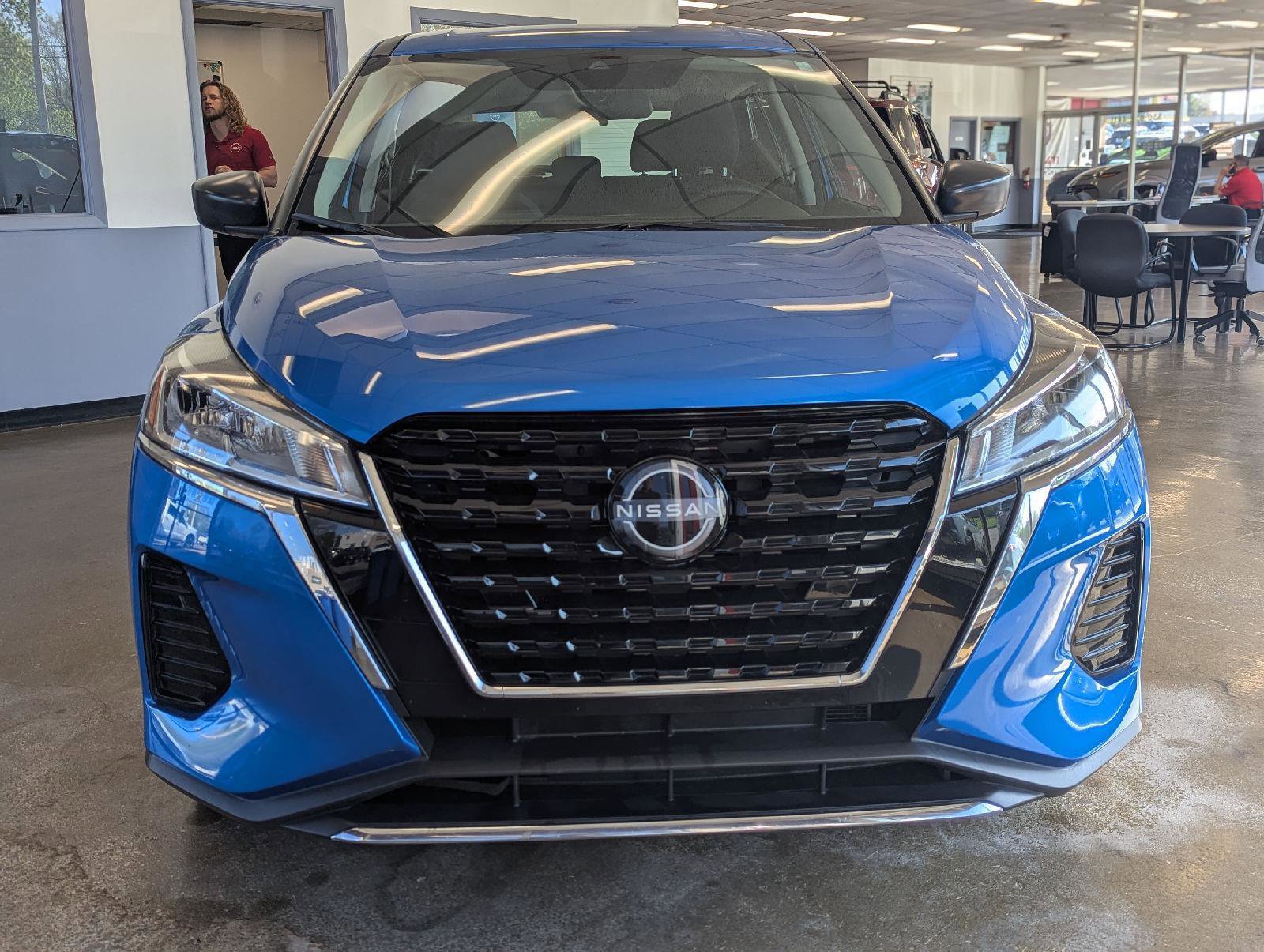 Used 2024 Nissan Kicks S image 4