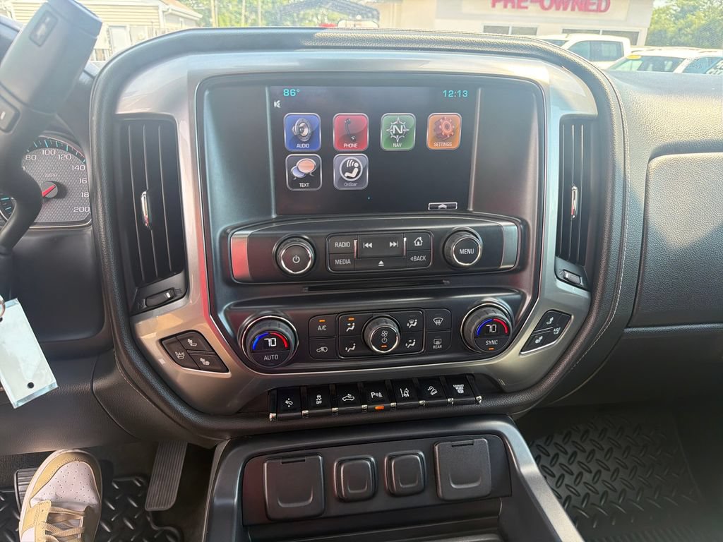 Used 2015 Chevrolet Silverado 2500 LTZ AWD/4WD image 18