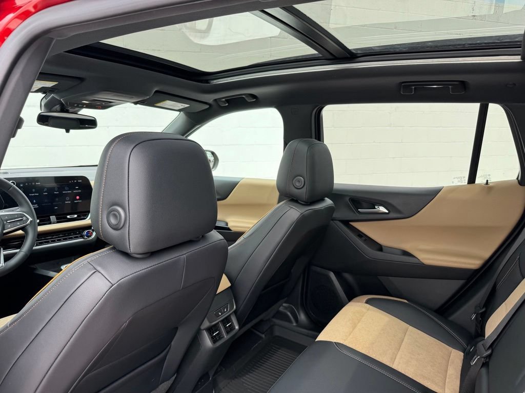 New 2027 Chevrolet Equinox ACTIV w/ Convenience Package III FWD image 24