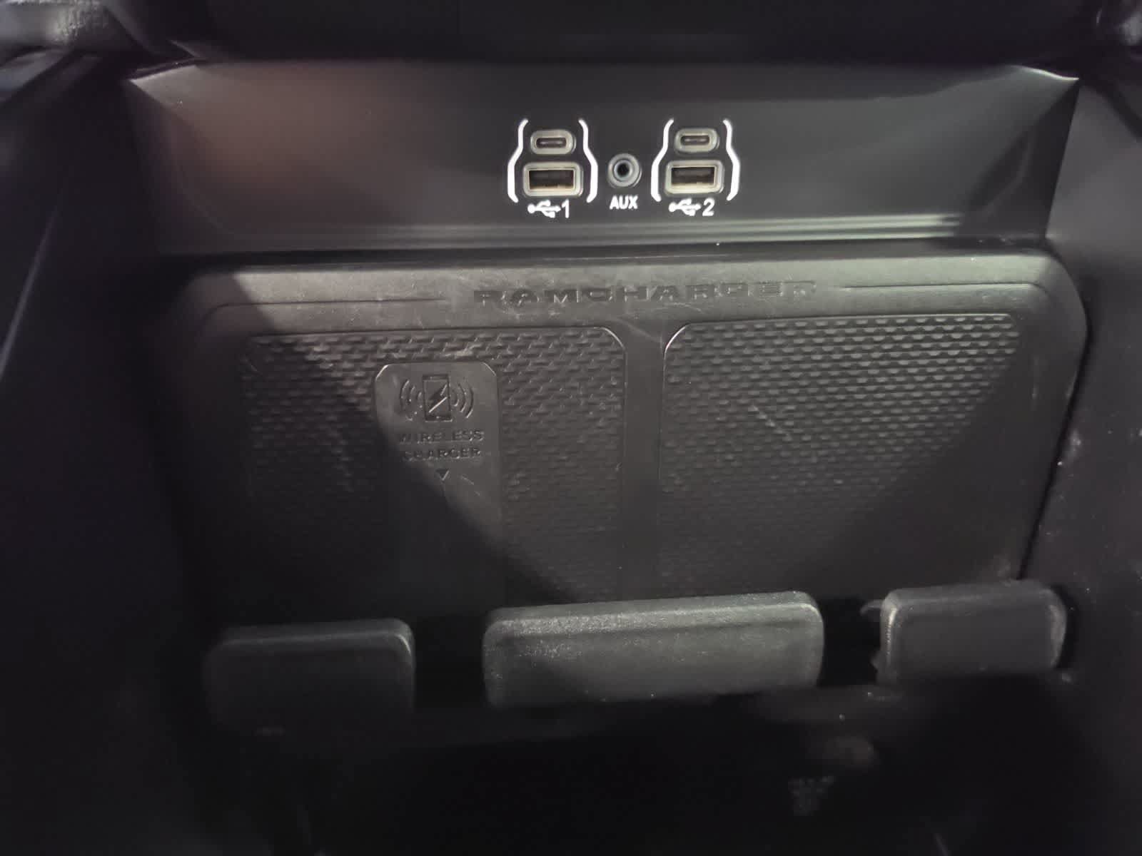 Used 2025 RAM 1500 Big Horn AWD/4WD image 24