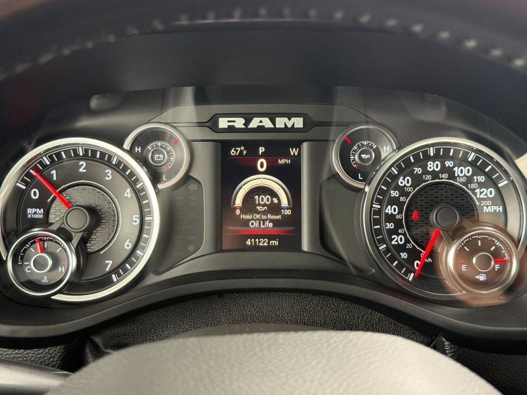 Used 2022 RAM 1500 Big Horn AWD/4WD image 22