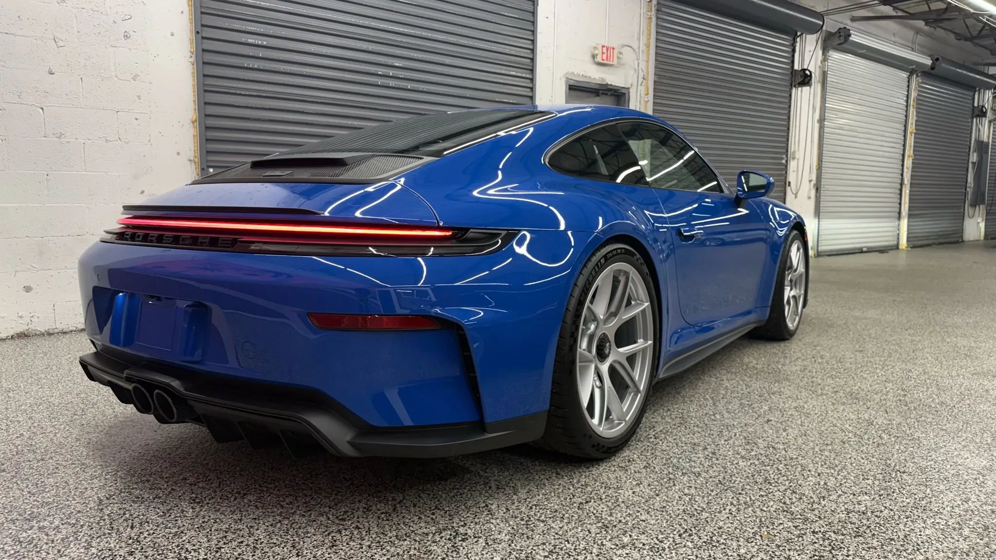 Used 2025 Porsche 911 GT3 image 22