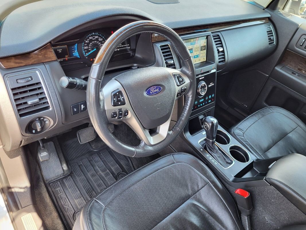 Used 2018 Ford Flex Limited image 14