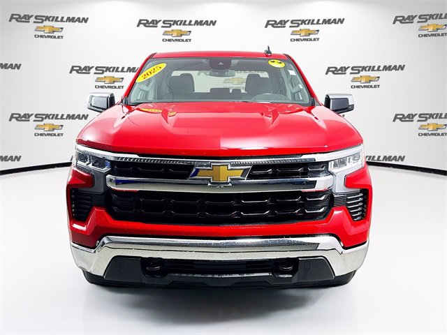 Used 2025 Chevrolet Silverado 1500 LT image 2
