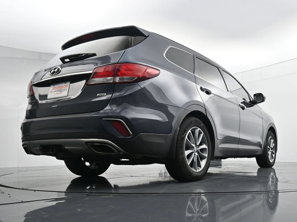 Used 2019 Hyundai Santa Fe XL SE AWD/4WD image 32