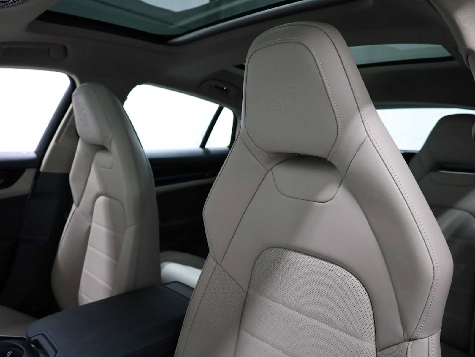 New 2026 Porsche Panamera 4 AWD/4WD image 18