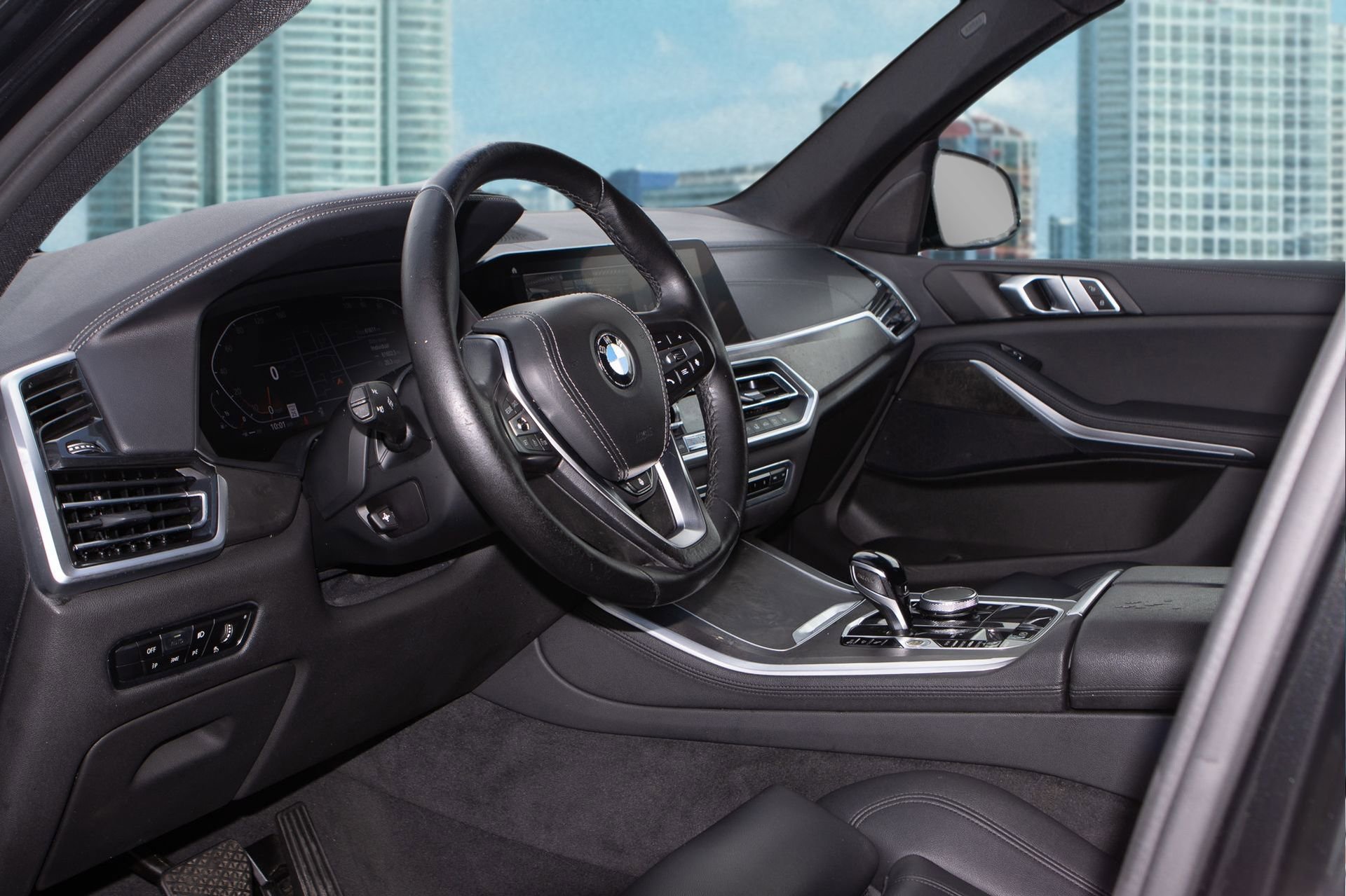 Used 2022 BMW X5 sDrive40i w/ Premium Package image 16