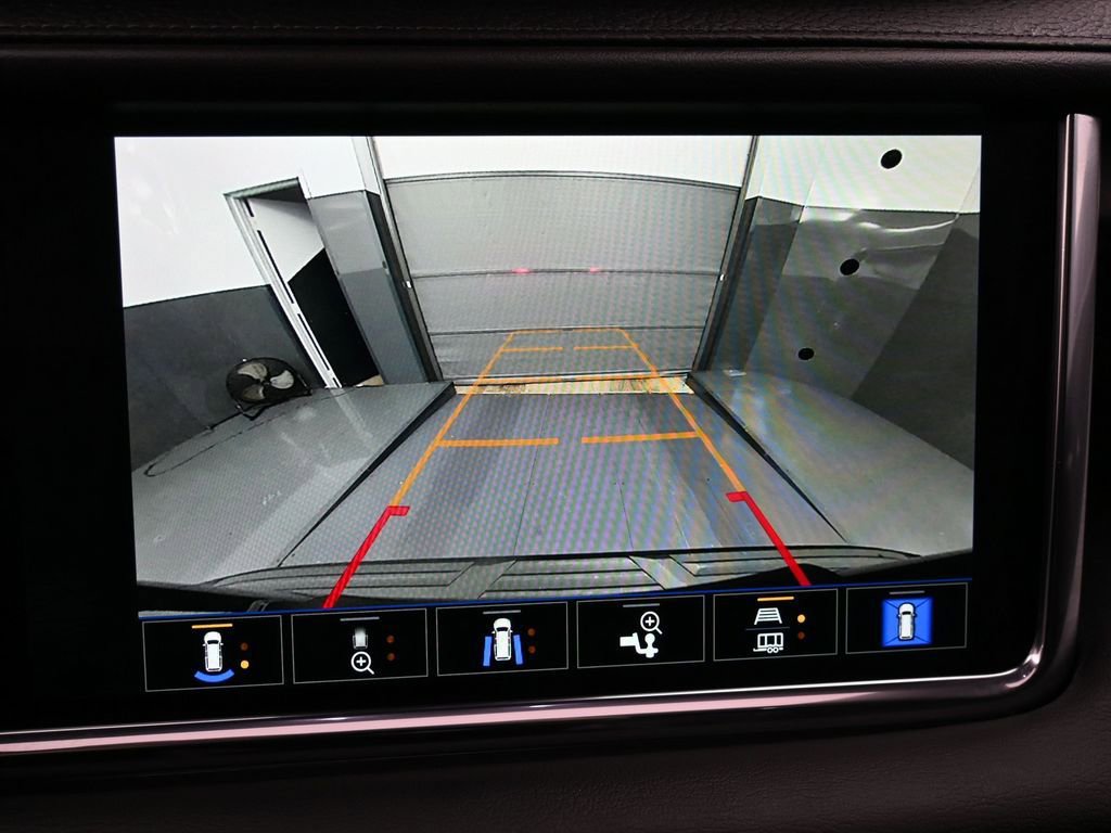 Used 2024 GMC Yukon Denali AWD/4WD image 23