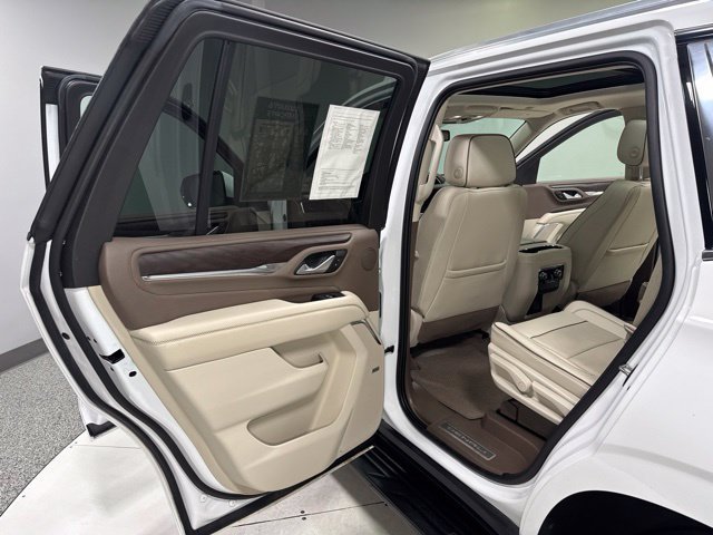 Used 2022 GMC Yukon Denali AWD/4WD image 27
