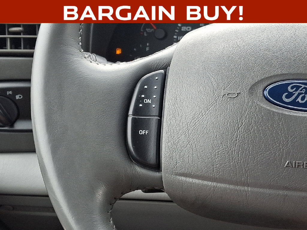 Used 2004 Ford Excursion XLT AWD/4WD image 22