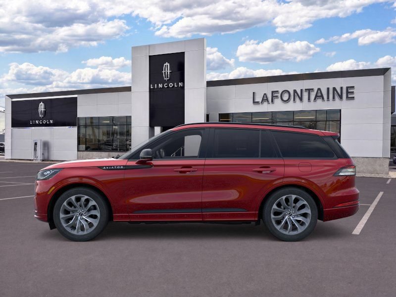 New 2026 Lincoln Aviator AWD image 3