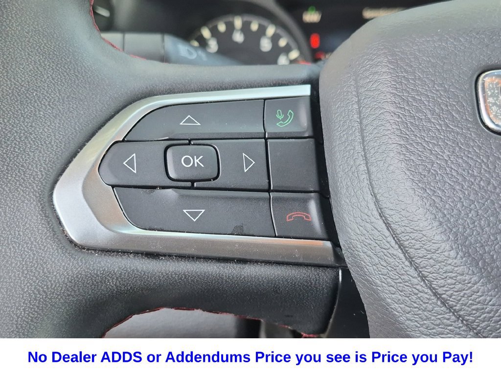 Used 2025 Jeep Compass Trailhawk AWD/4WD image 27