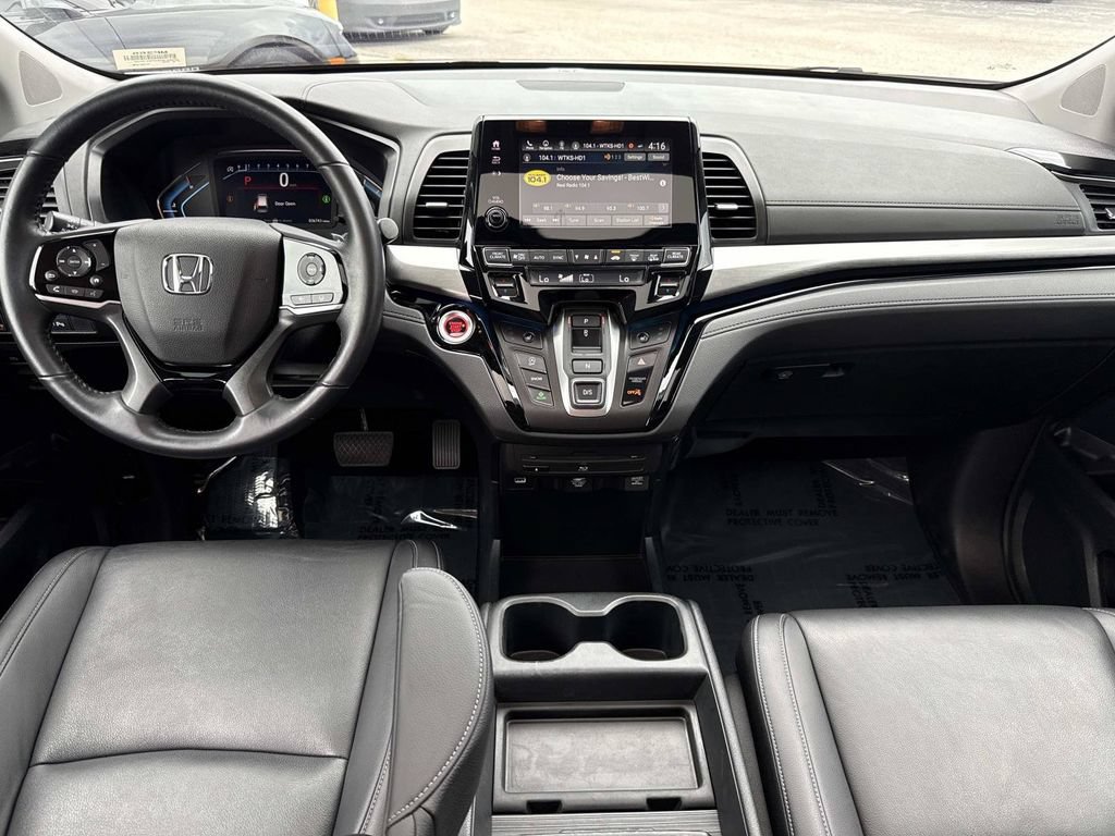Used 2023 Honda Odyssey Touring image 16