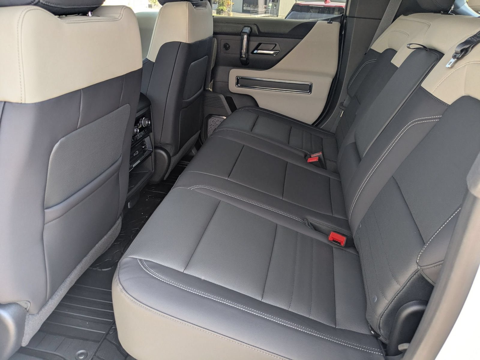 New 2026 GMC Hummer EV SUV AWD/4WD image 24