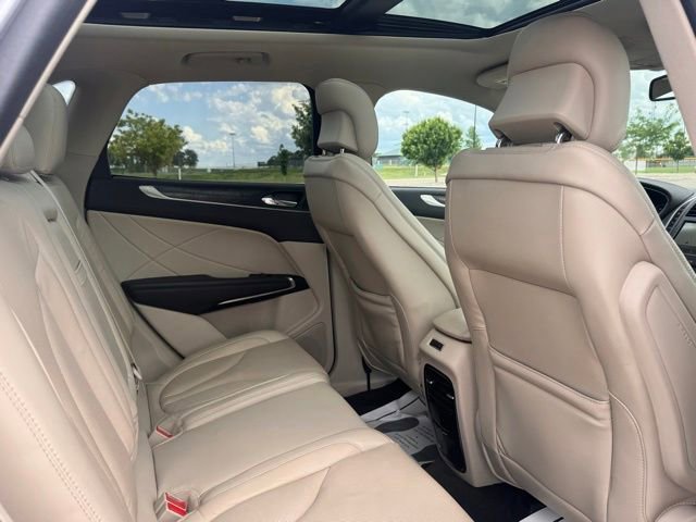 Used 2017 Lincoln MKC Reserve AWD/4WD image 30