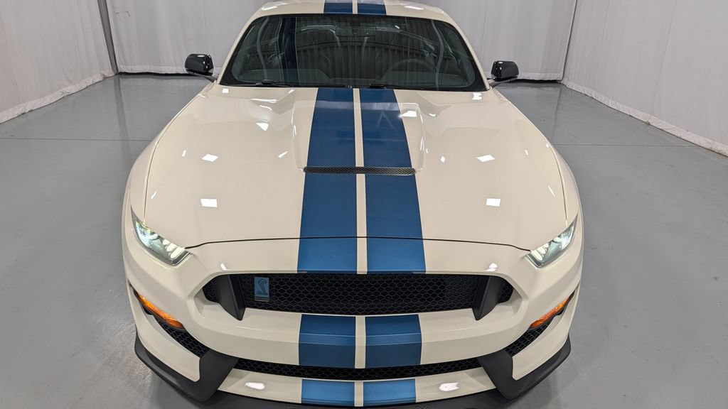 Used 2020 Ford Mustang Shelby GT350 w/ Technology Package RWD image 2