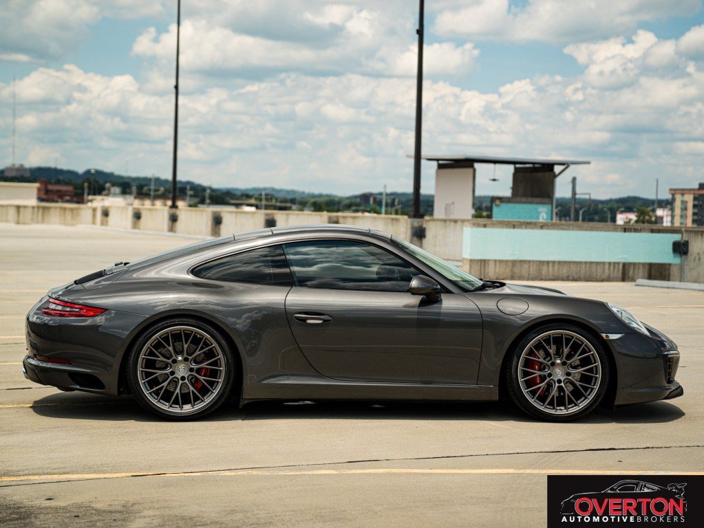 Used 2017 Porsche 911 Carrera S RWD image 2