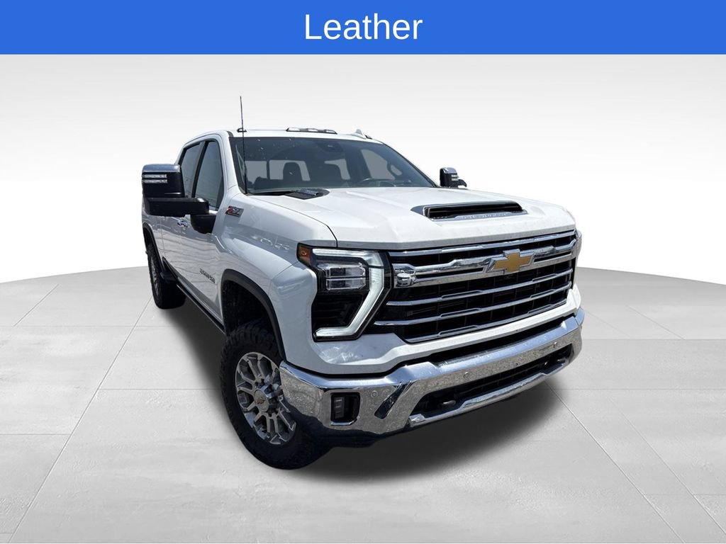 Used 2024 Chevrolet Silverado 2500 LTZ w/ LTZ Premium Package AWD/4WD image 8