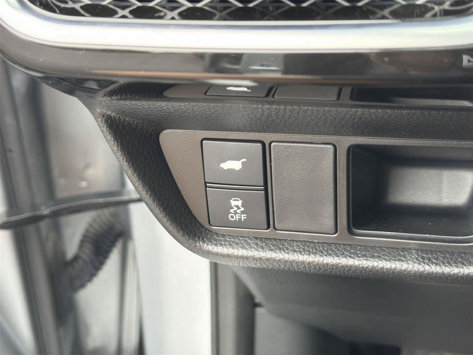 Certified 2025 Acura ADX AWD image 39