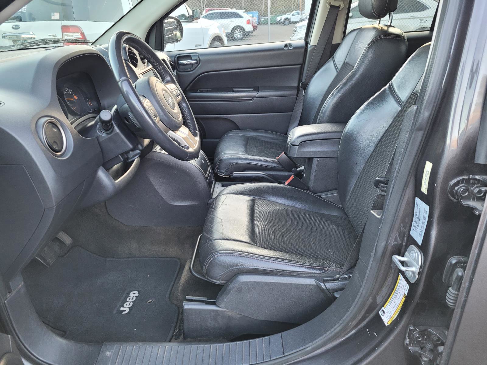 Used 2016 Jeep Compass 75th Anniversary w/ Power Value Group image 12