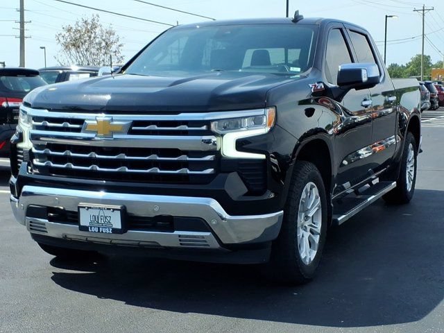 Used 2022 Chevrolet Silverado 1500 LTZ w/ LTZ Premium Package AWD/4WD image 2
