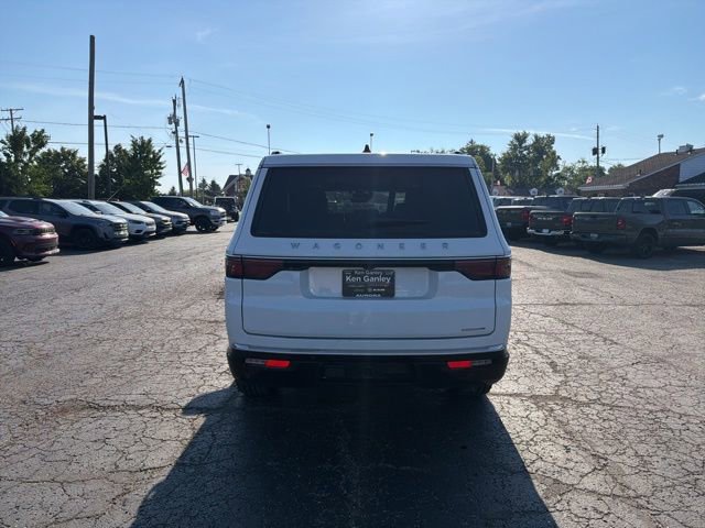 Used 2024 Jeep Wagoneer Series III w/ Premium Group I AWD/4WD image 5