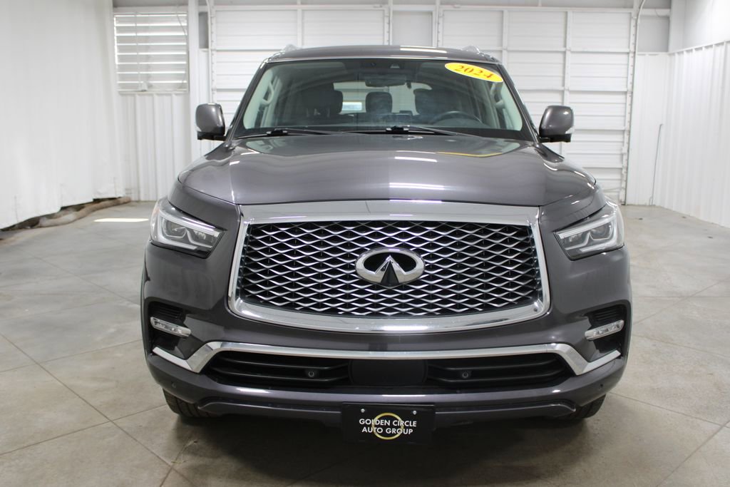 Used 2024 INFINITI QX80 Luxe image 3