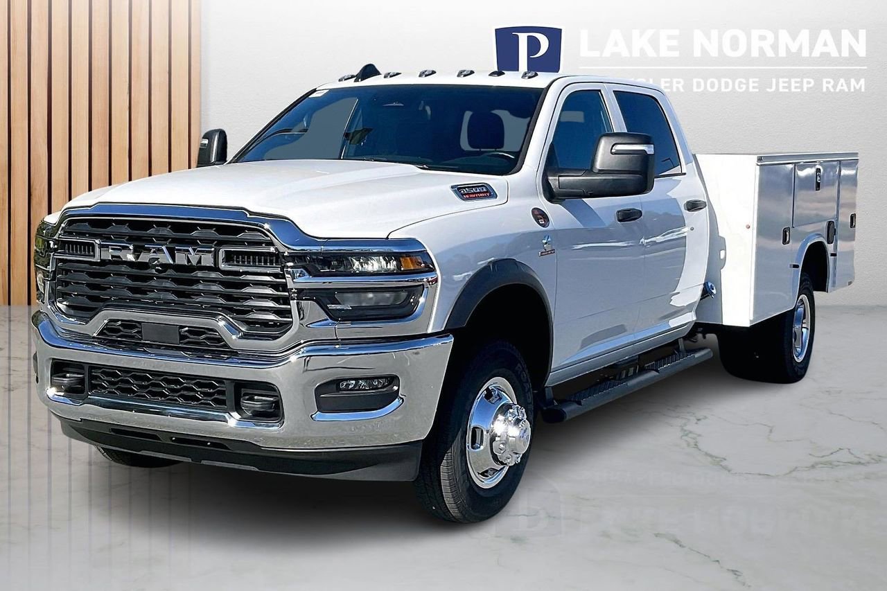New 2026 RAM 3500 Tradesman image 4