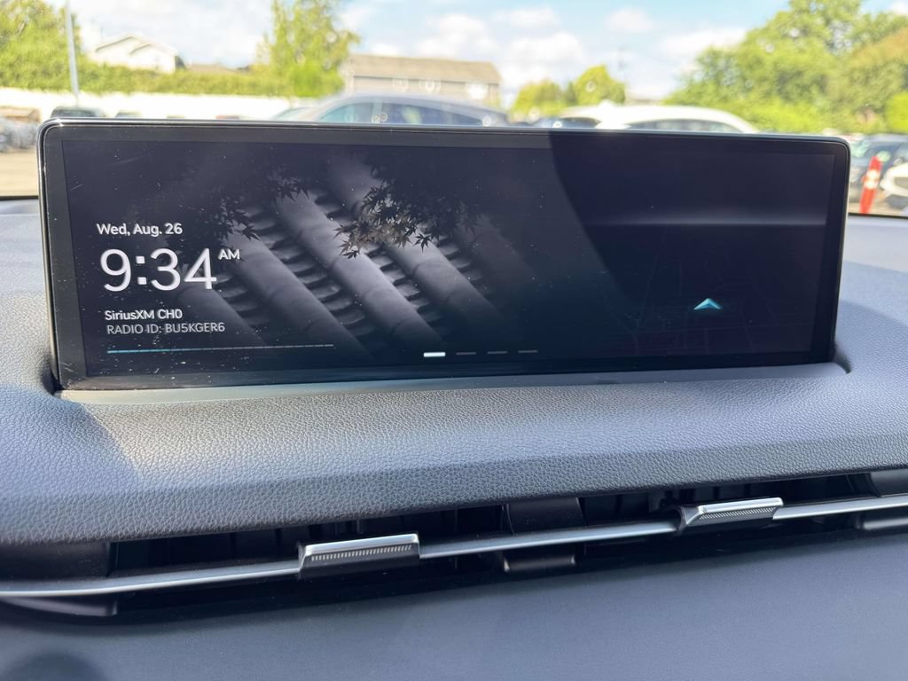 Certified 2024 Genesis GV70 2.5T w/ Select Package AWD/4WD image 28