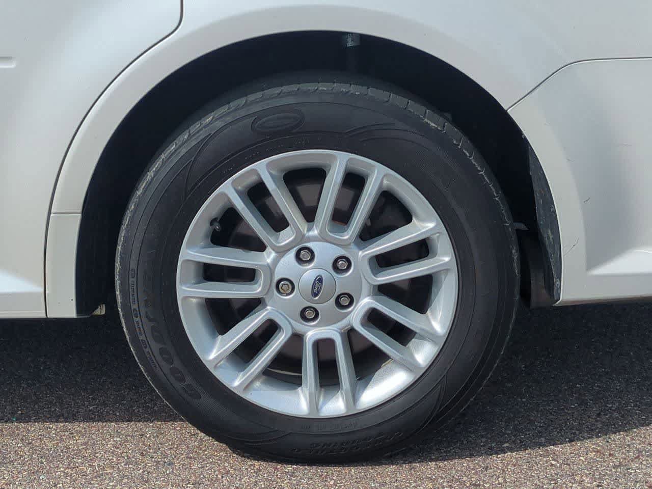 Used 2014 Ford Flex SEL w/ Equipment Group 202A FWD image 12