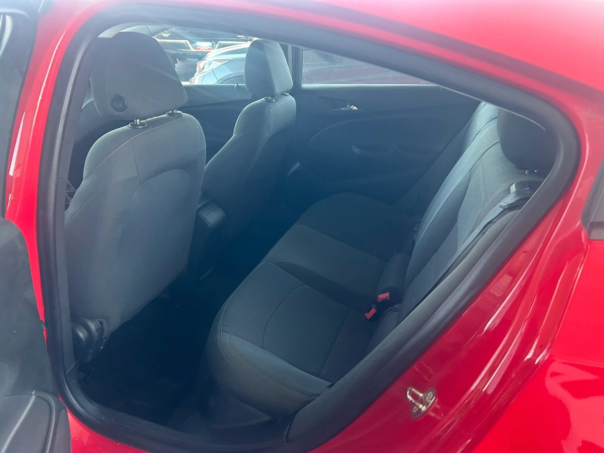 Used 2019 Chevrolet Cruze LS w/ LS Convenience Package FWD image 8