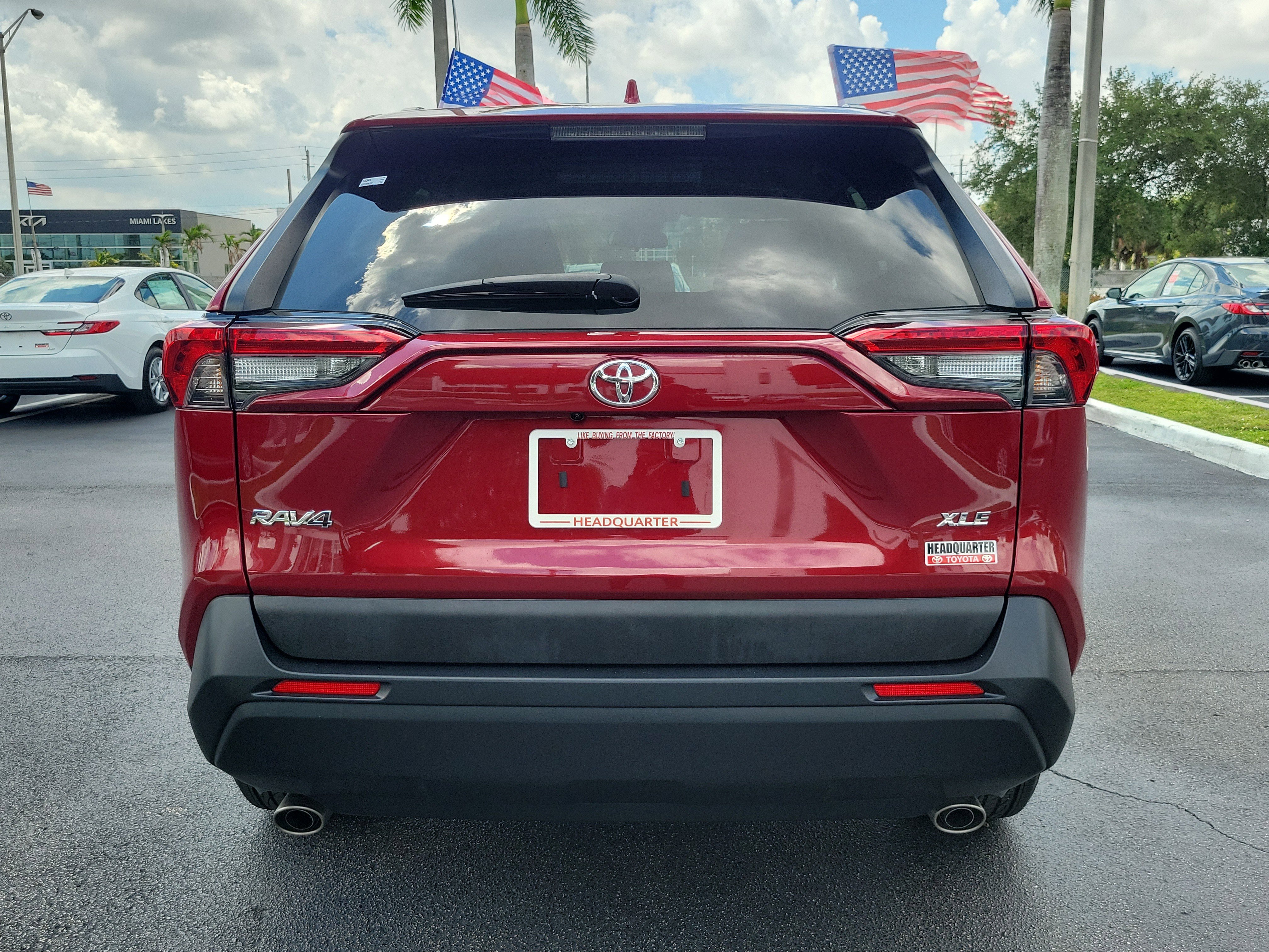 Used 2025 Toyota RAV4 XLE image 10