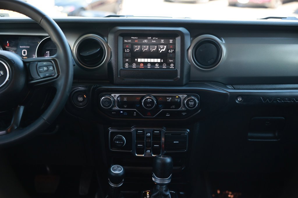 Used 2023 Jeep Wrangler Unlimited AWD/4WD image 29