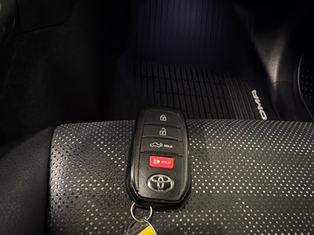 Used 2024 Toyota Tacoma TRD Off-Road w/ TRD Off Road Premium Package AWD/4WD image 37